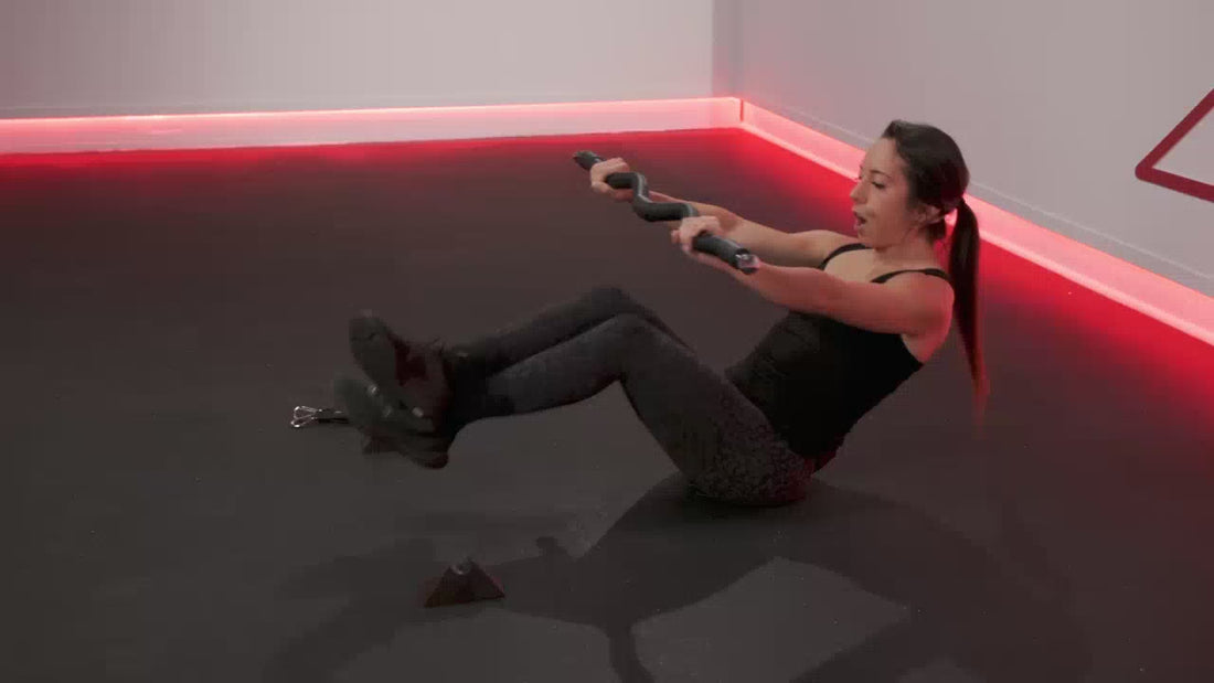 XBAR Fitness_Seated Crunch