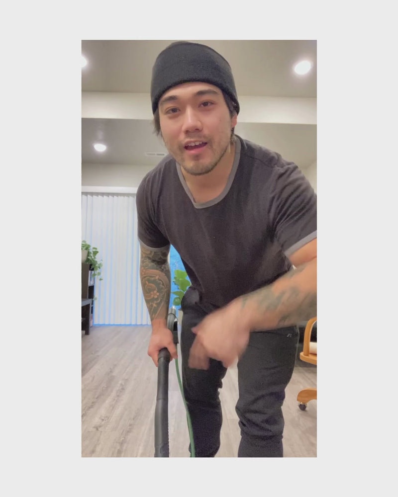A man reviewing and supporting XBAR Fitness and the benefits of using the portable home gym.
